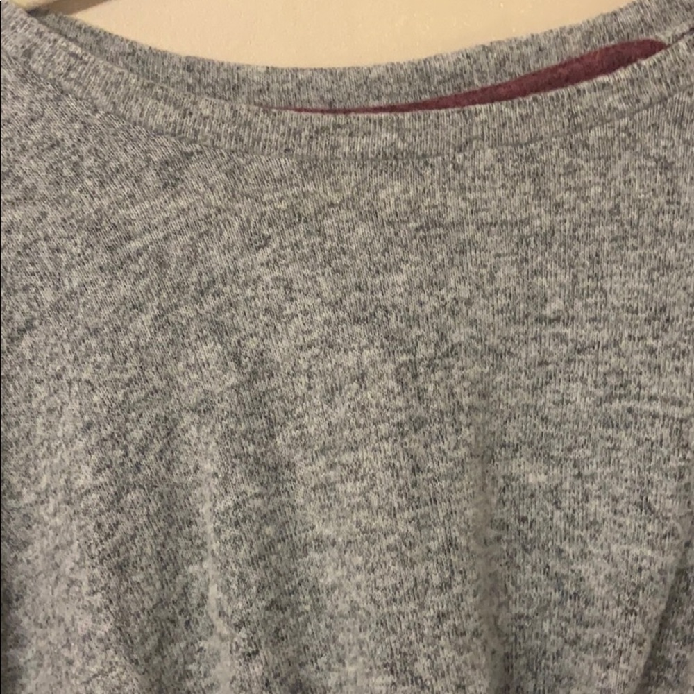 NWT Grey pullover - Picture 4 of 8